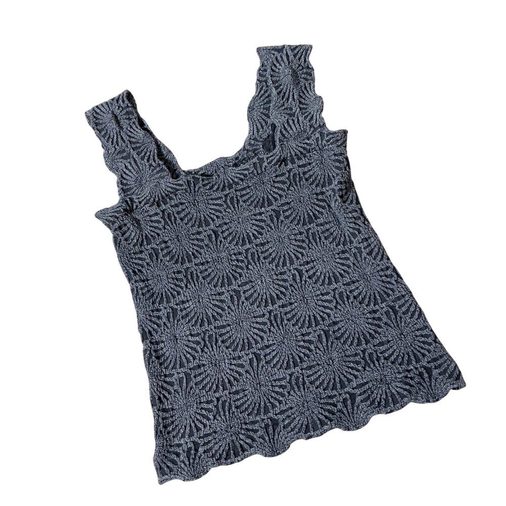 Textured Floral Medallion Tank Top Womens S Gray Boho Scalloped Hem